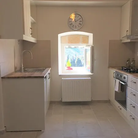 Fioris Villa Anapaftíria